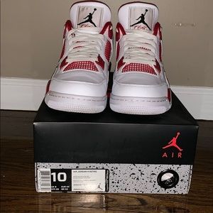 Air Jordan 4  Retro